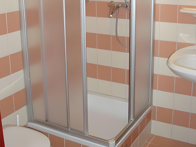Bathroom, JUFA Hotel Mariazell, Bruck-Mürzzuschlag