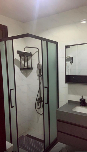 Bathroom 3, Scarlett Apartments, Greater Monrovia