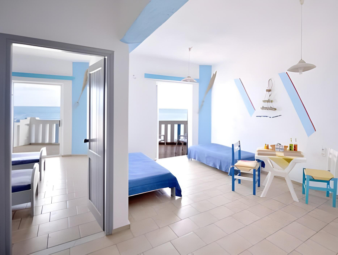 Bedroom 3, Arlen Beach Hotel, Crete