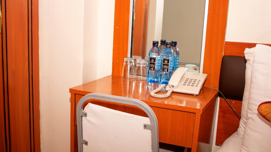 Others 4, Sheratton Regency Hotel Nairobi, Starehe