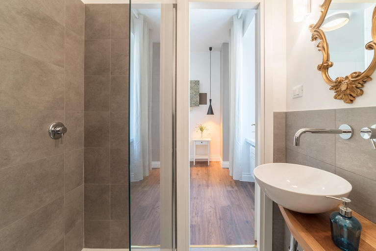 Bathroom 4, Amica Roma Guest House, Roma