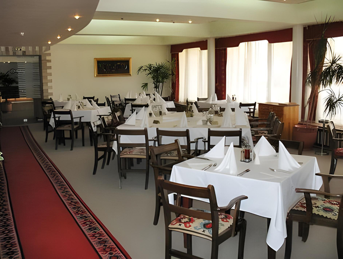 Food & Drinks 4, Grand Hotel Murgavets, Chepelare