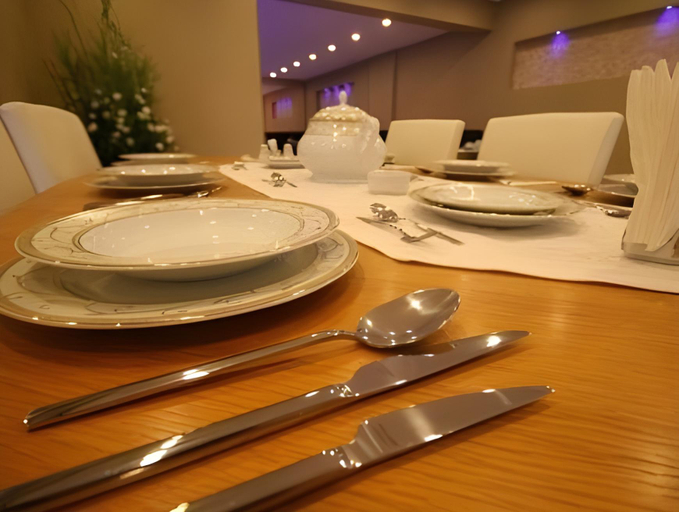 Food & Drinks 5, Susuzlu Hotel, Konak