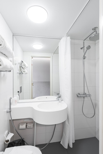 Bathroom 4, Omena Hotel Tampere, Pirkanmaa