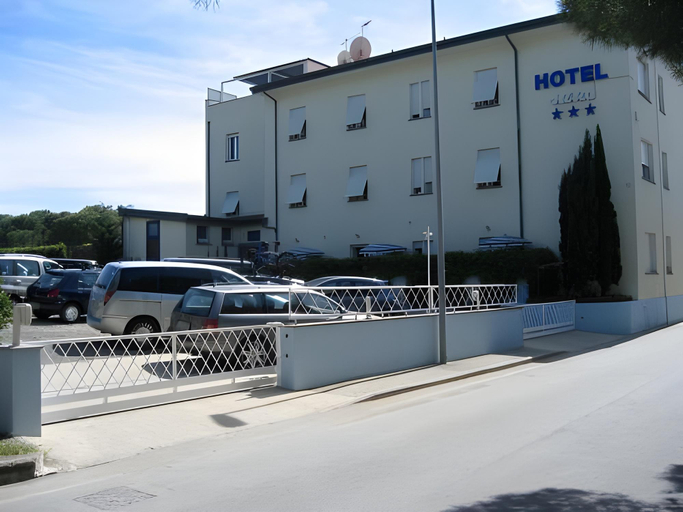 Exterior view 1, Hotel Nina, Livorno