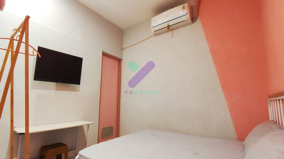 Bedroom 8