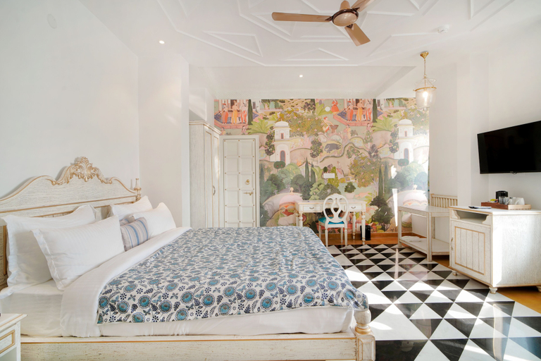 Bedroom 3, Grandrosse Boutique - Lake Facing Hotel, Udaipur
