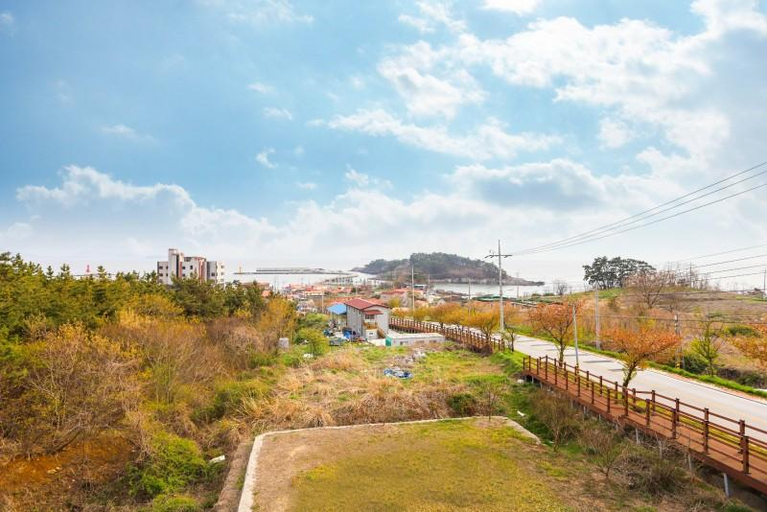 Others 2, Buan Yi Sun-shin Glamping Pension, Buan