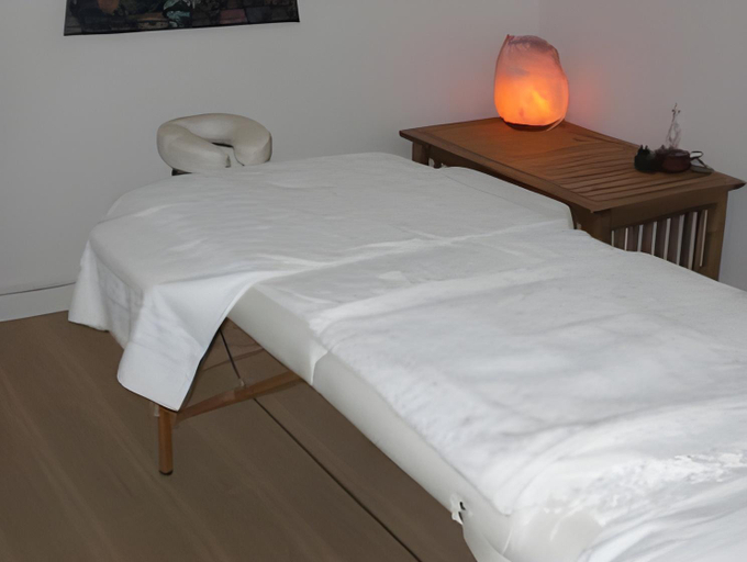 Bedroom 4, Hôtel Le Centre, Pyrénées-Orientales