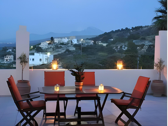 Others 2, Diogenis Home, Crete