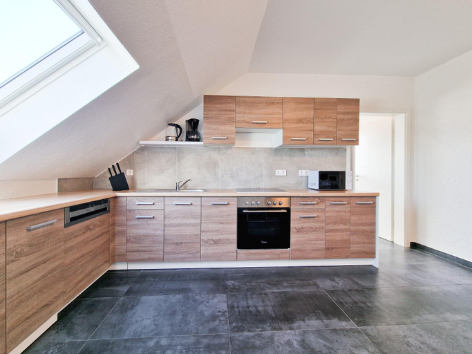 Others 5, Tolstov Apartments - 4 Room Apartments - 30 Min Messe DUS, Rhein-Kreis Neuss