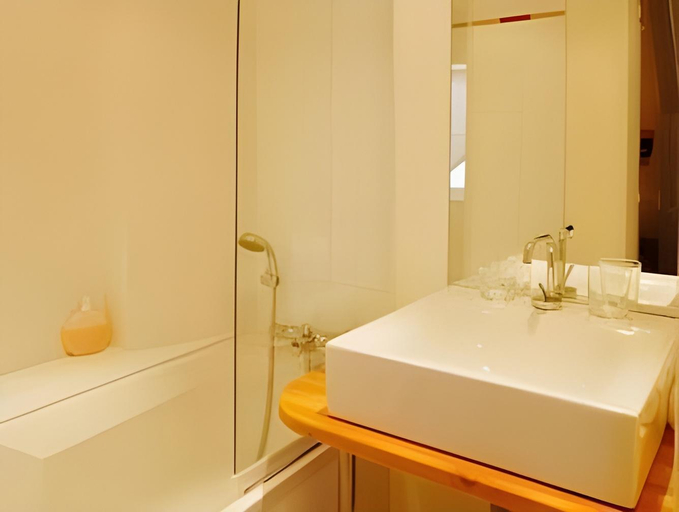 Bathroom 4, Hotel L'Adresse, Indre-et-Loire