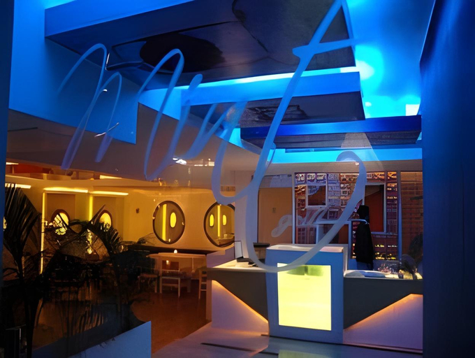 Food & Drinks 4, Hotel Arif Castles, Lucknow
