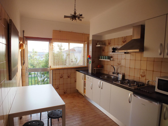 Kitchen 3, Clarinha House, Ourém