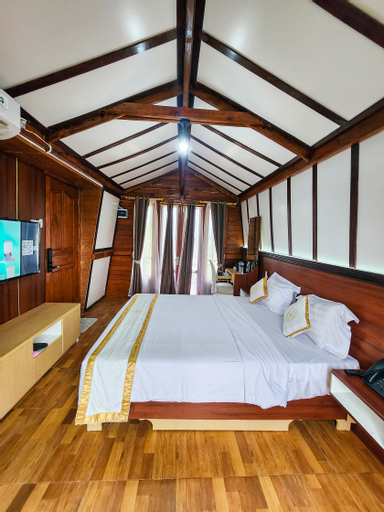 Bedroom 30