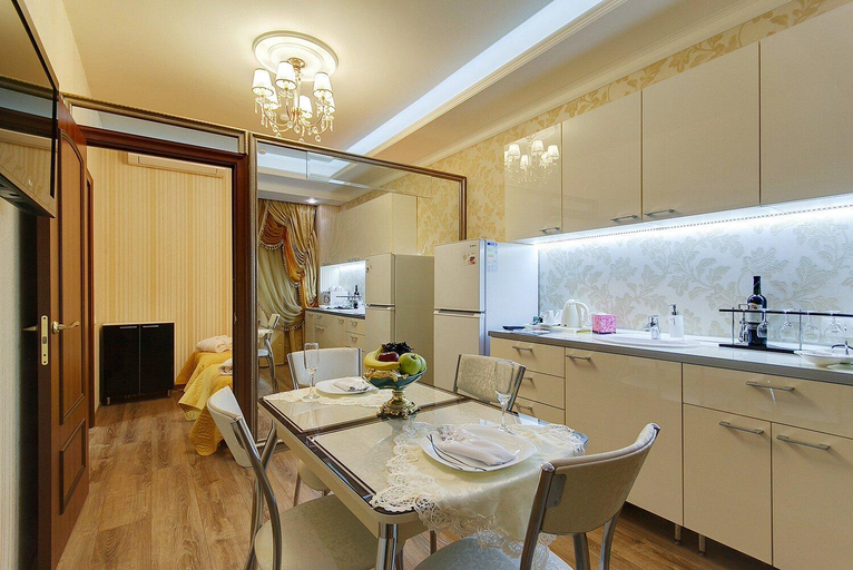 Others 4, Menk Kings Hotel, Sankt-Peterburg gorsovet