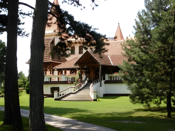 Exterior & Views 1, Hotel Villa Majur, Subotica