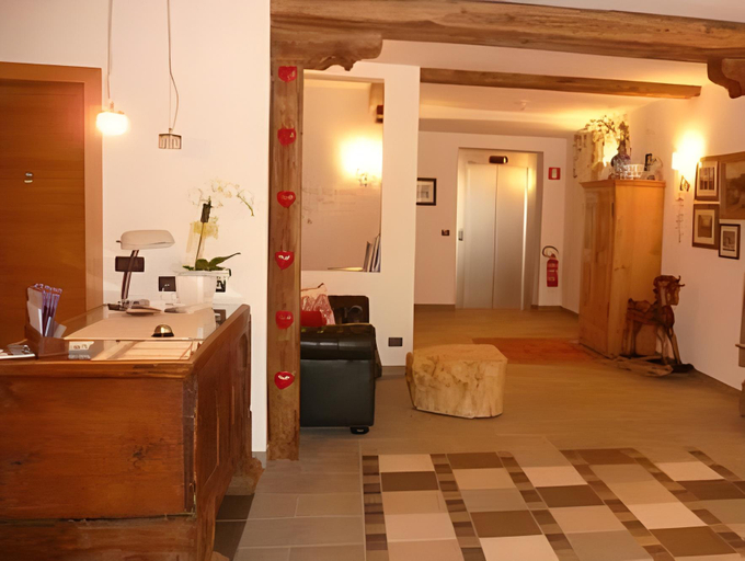 Others 5, Residence Prapoz, Bolzano