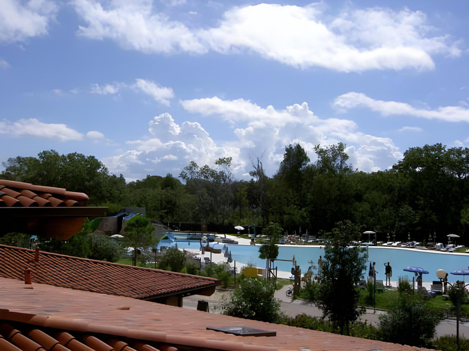 Others 5, Villaggio Ca' Laguna, Gorizia