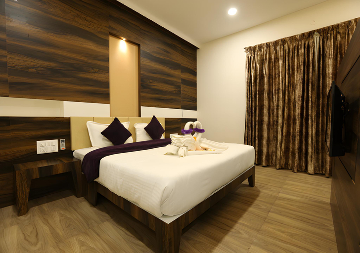 Bedroom 4, Hotel Milan, Bijapur