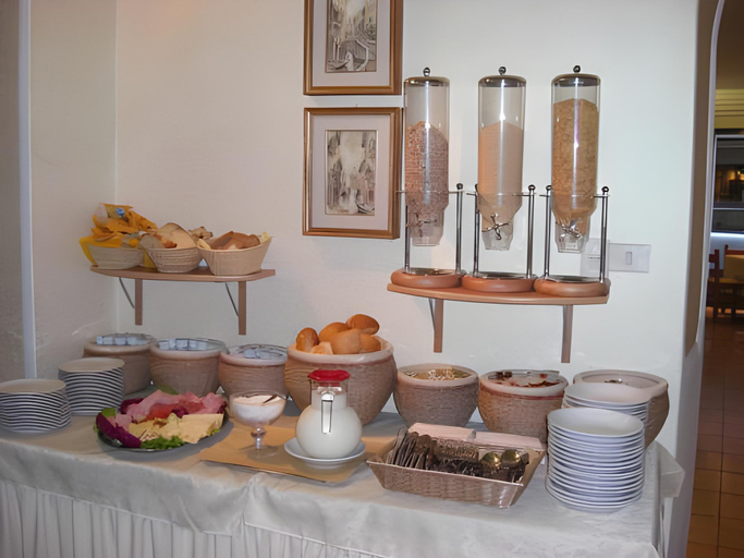 Food & Drinks 5, Modena, Verona