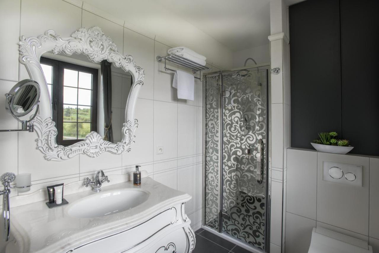 Bathroom 4, Chateau Sanov, Rakovník