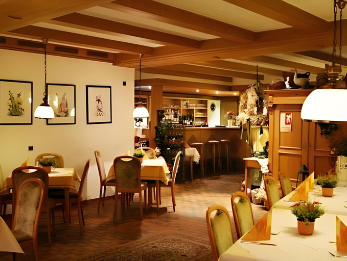 Food & Drinks 4, Haus Dumicketal, Olpe