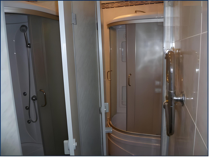 Bathroom 2, Teremok Hostel, Aksayskiy rayon