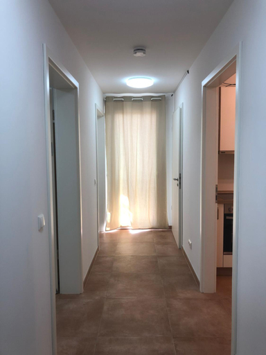 Others 5, Pension Chen mit 2 Schlafzimmern, EBK, separat Balkon, Rosenheim