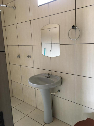 Bathroom 3, Hotel Pousada Kolosso, Aragarças