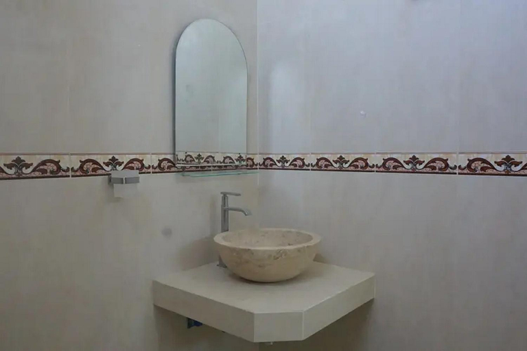 Bathroom 8