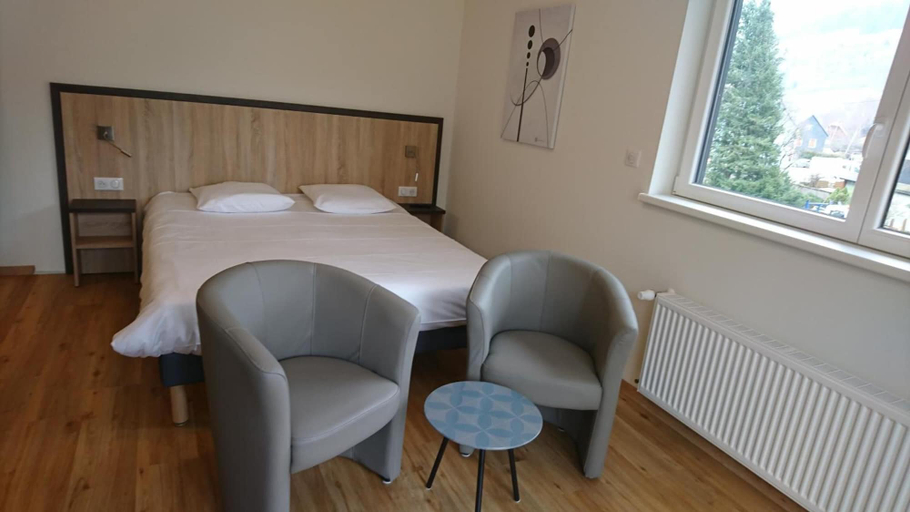 Bedroom 2, Hotel De La Poste - Logis De France, Haut-Rhin