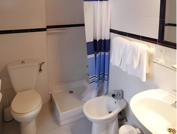 Bathroom 2, Casa Blanco, Lugo
