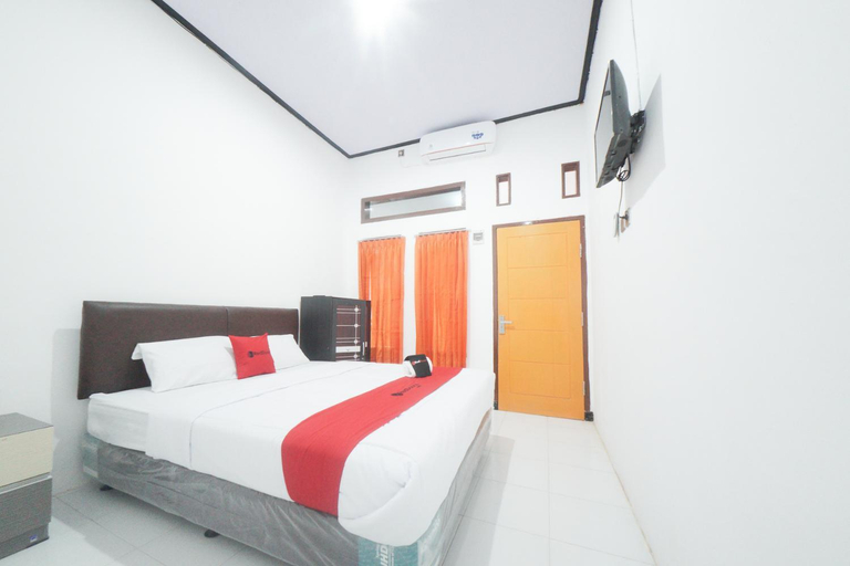 Bedroom 9