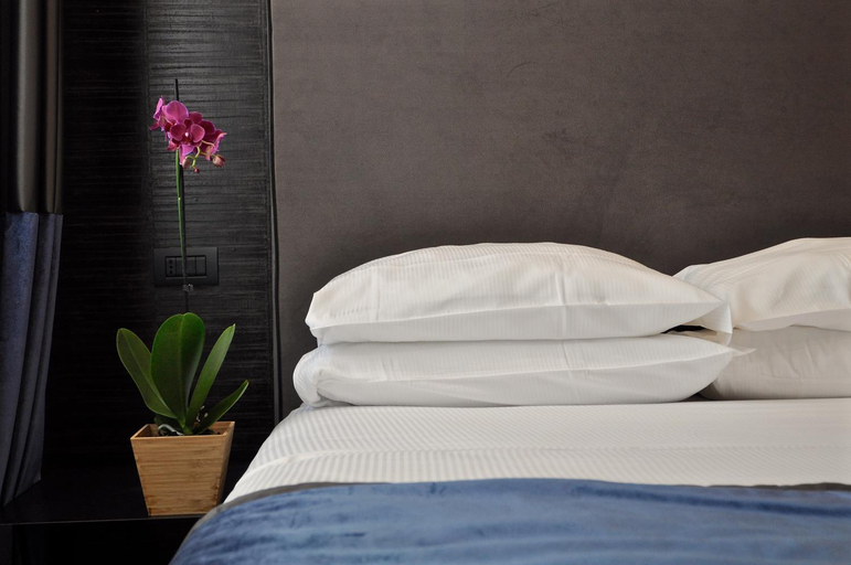 Bedroom 2, Place 24 Suites & Wellness, Roma