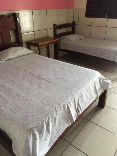 Bedroom 2, Hotel Pousada Kolosso, Aragarças