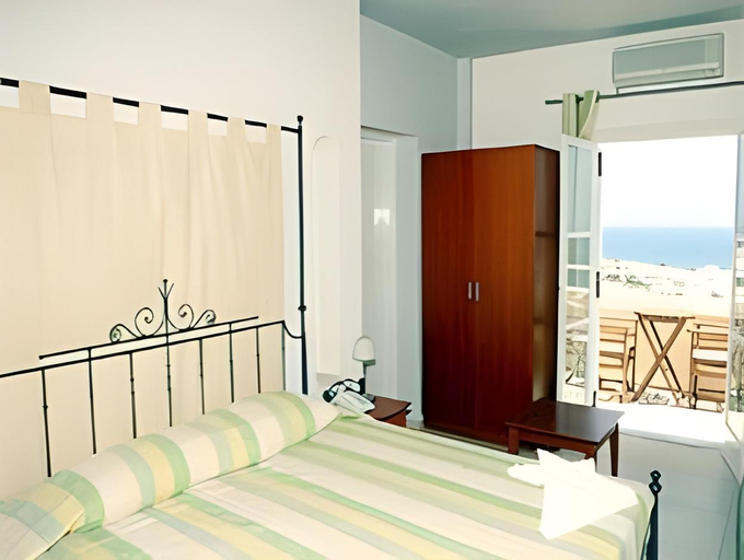 Bedroom 2, Argo Hotel, South Aegean