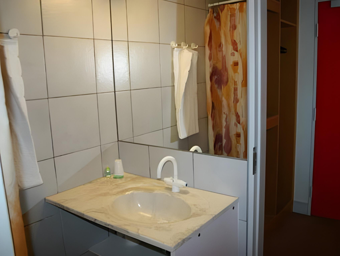Bathroom 2, Brobyværk Kro, Faaborg-Midtfyn