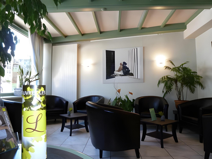 Public Area 2, Hotel Du Midi, Aveyron