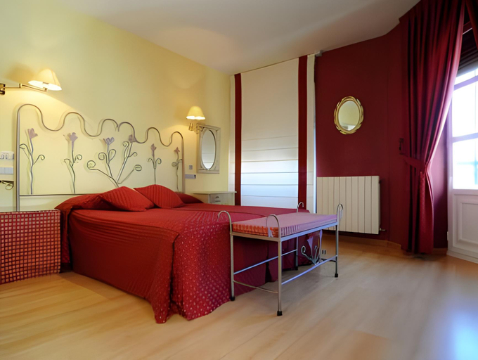 Others 2, Hosteria Solar de Tejada, Soria