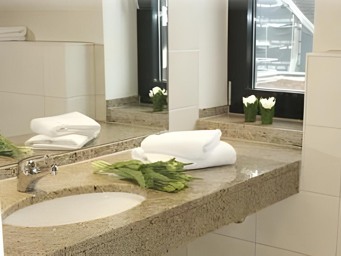 Bathroom 2, KONCEPT HOTEL Benedikt, Rhein-Sieg-Kreis