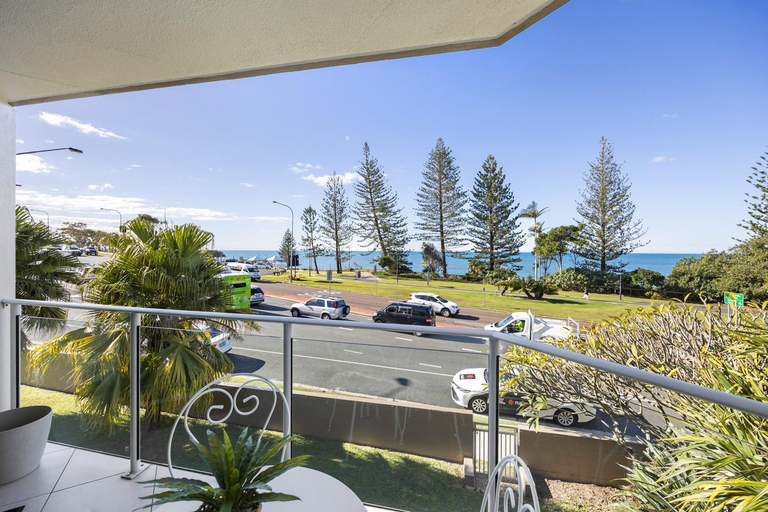Others 4, Beachside Views 2 Bedroom Apartments Mooloolaba, Maroochy - Mooloolaba