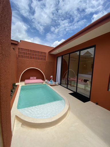 Swimming Pool 2