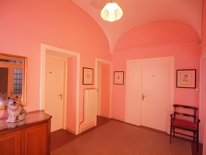 Others 5, EasyRooms dell'Angelo, Locarno