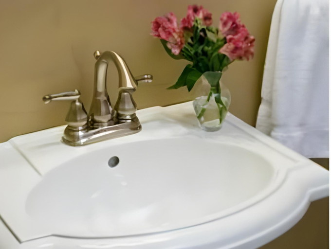 Bathroom 3, Hampton Terrace Inn, Berkshire
