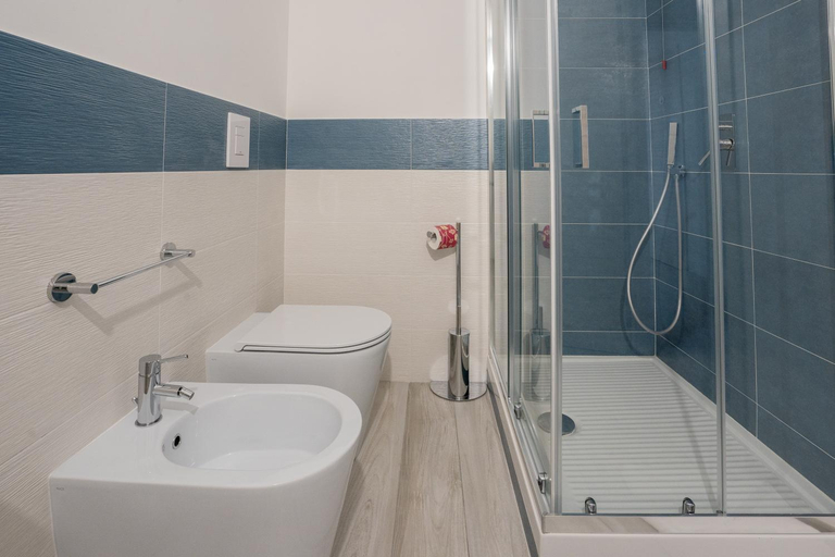 Bathroom 2, Harmonia home, Salerno