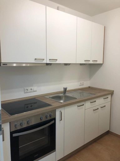 Others 4, Pension Chen mit 2 Schlafzimmern, EBK, separat Balkon, Rosenheim