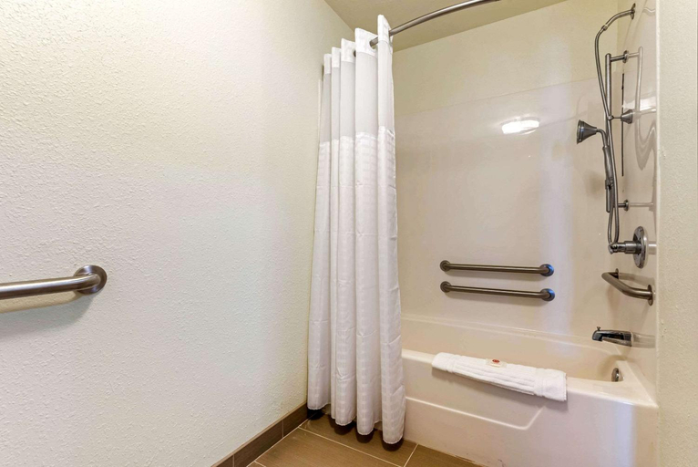 Bathroom 3, Comfort Inn & Suites , Logan