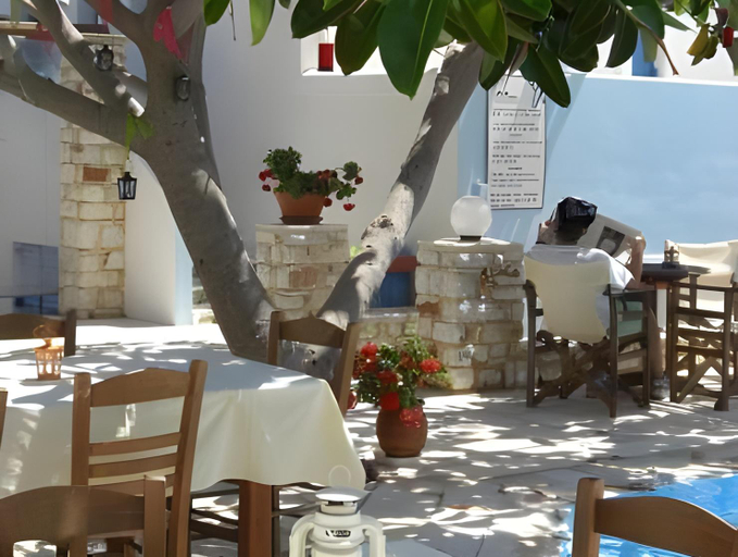 Food & Drinks 4, Margarita Studios Ambelas, South Aegean