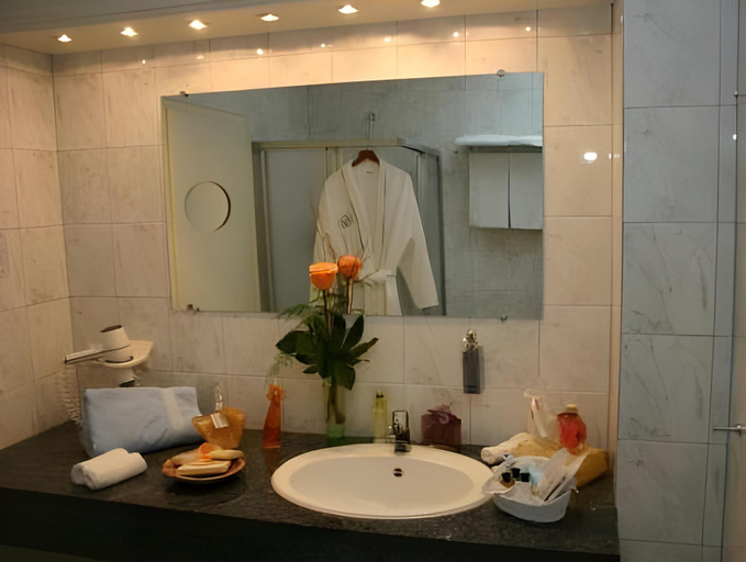Bathroom 5, Landhotel Kastanienallee, Vorpommern-Rügen